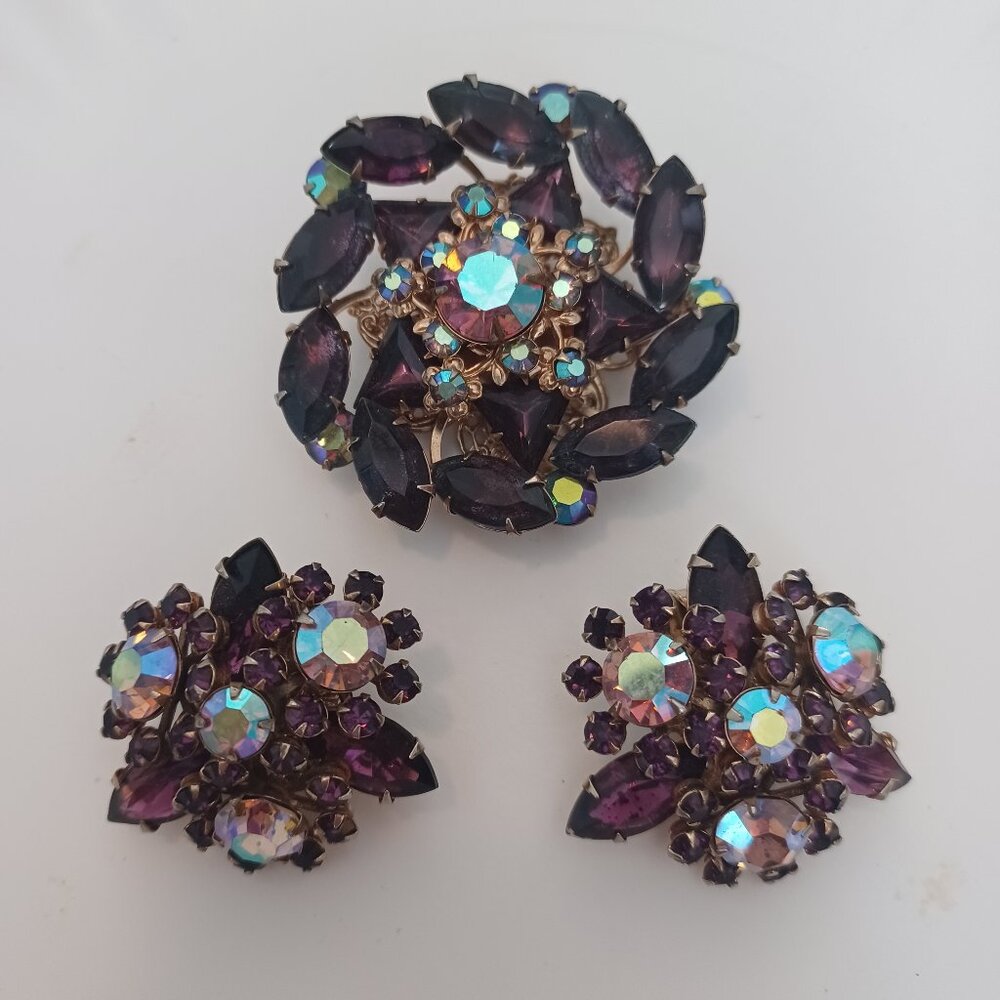 Vintage Large Amethyst Purple AB Rhinestone Brooch Pin and matching earrings